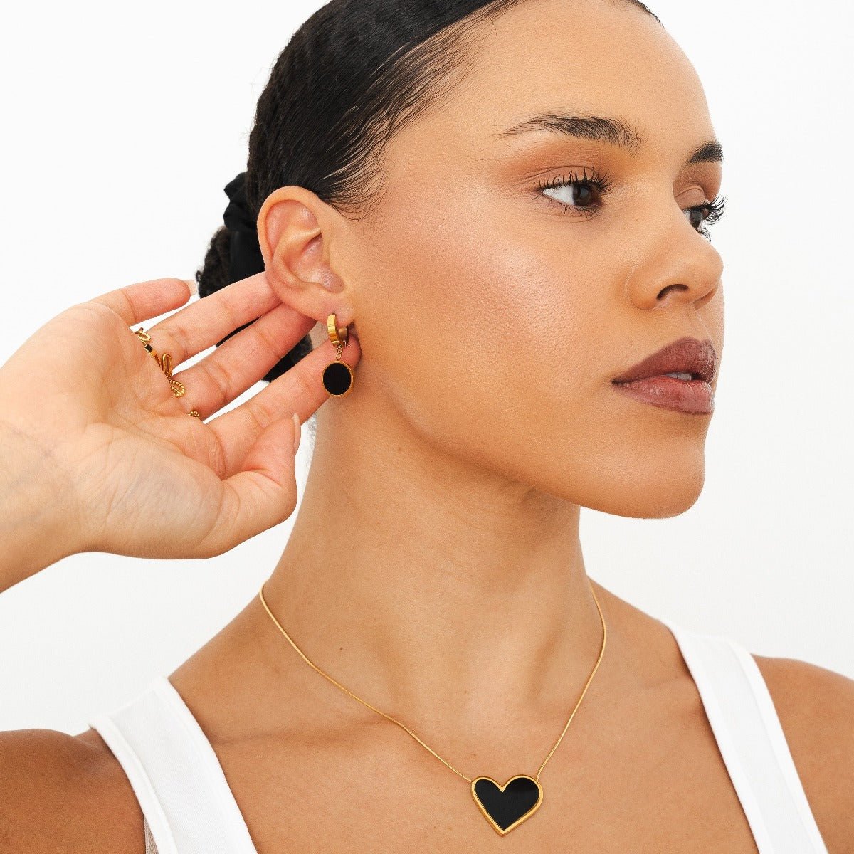 Collar Corazón Negro 18K